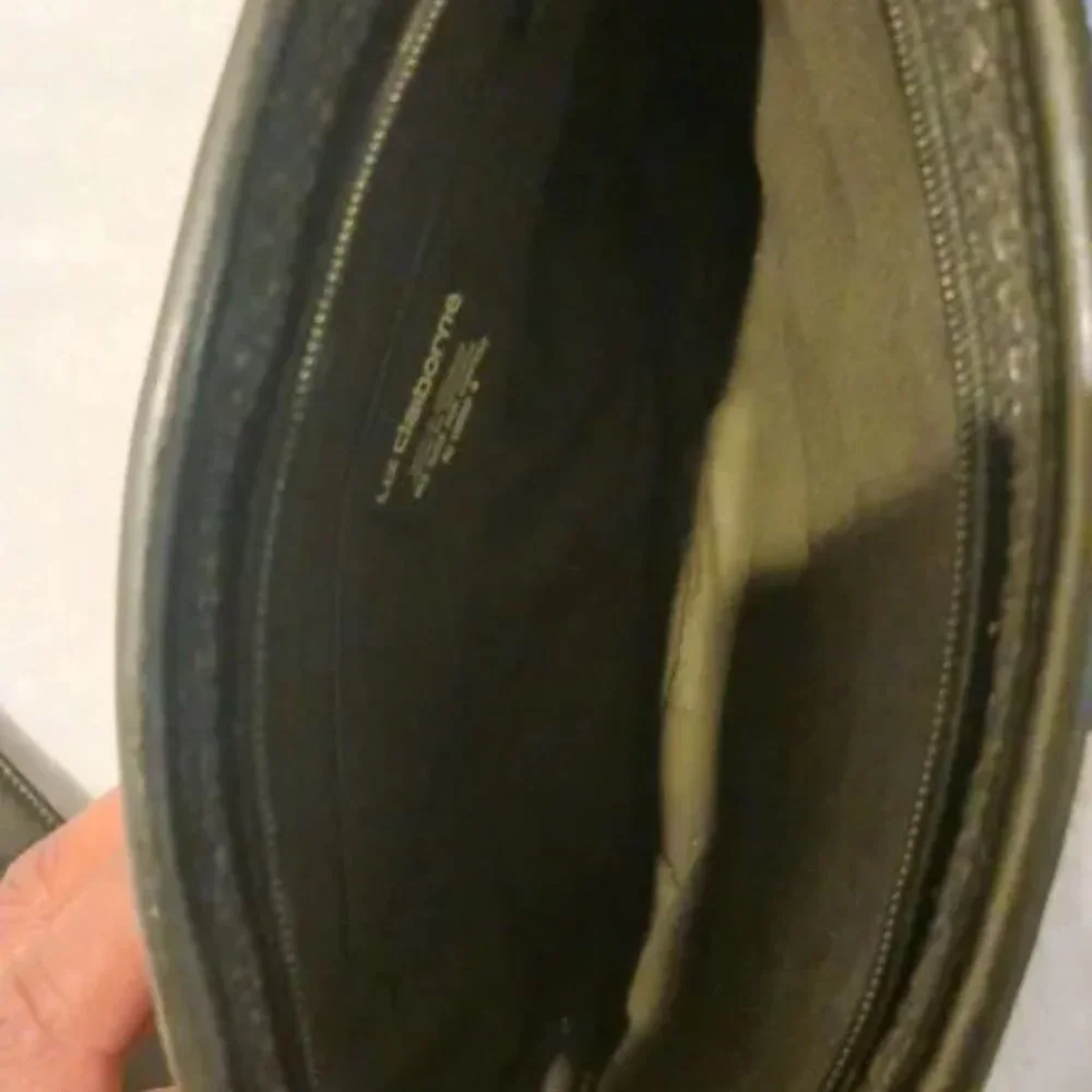 Pocket book - Picture 2 of 10